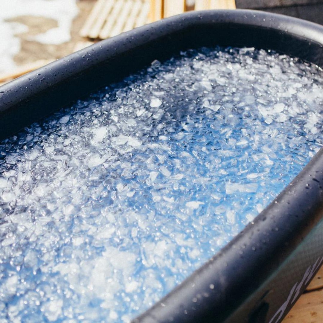 The Classic Cold Therapy Plunge Tub