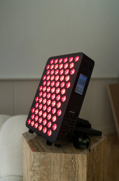 FOCUS | red light panel
